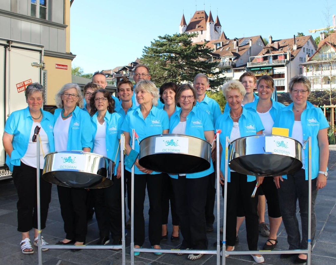 Momo&Octopan, Steelbandkonzert mit Grillabend